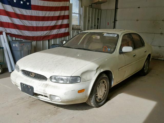 JNKAY21D3TM305322 - 1996 INFINITI J30 WHITE photo 2