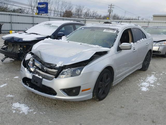 3FAHP0KC9BR285716 - 2011 FORD FUSION SPO SILVER photo 2