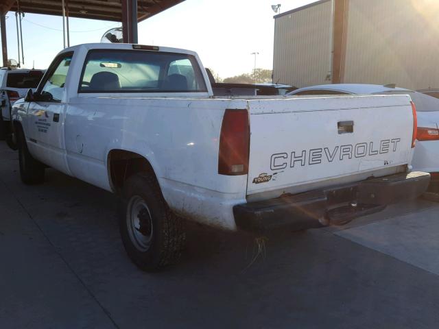 1GCGC24R8YF506324 - 2000 CHEVROLET GMT-400 C2 WHITE photo 3