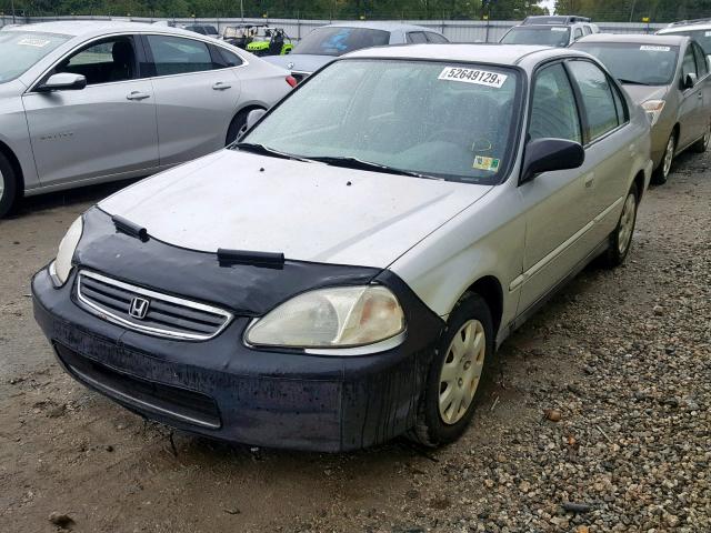 2HGEJ6615YH552723 - 2000 HONDA CIVIC BASE SILVER photo 2