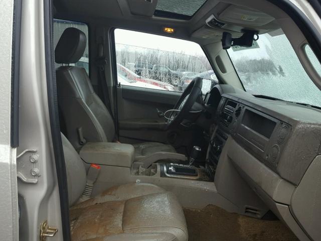 1J8HG48P87C591526 - 2007 JEEP COMMANDER TAN photo 5