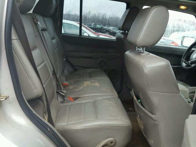 1J8HG48P87C591526 - 2007 JEEP COMMANDER TAN photo 6