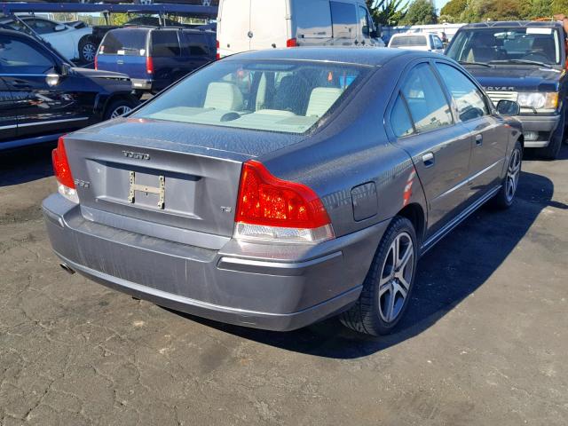 YV1RS547762557131 - 2006 VOLVO S60 T5 GRAY photo 4