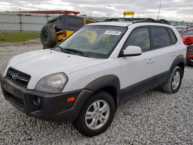 KM8JN12D07U607316 - 2007 HYUNDAI TUCSON SE WHITE photo 2