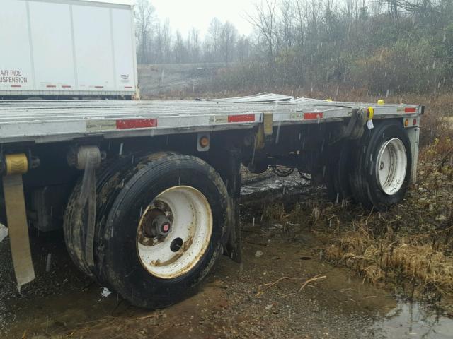 1UYFS248X3A083601 - 2003 UTILITY TRAILER SILVER photo 8