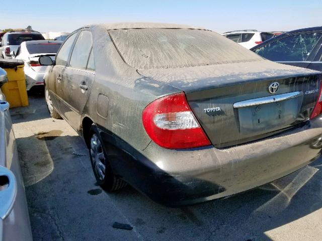 JTDBE32K920034810 - 2002 TOYOTA CAMRY LE GRAY photo 3