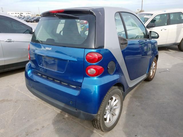 WMEEJ31X19K303582 - 2009 SMART FORTWO BLUE photo 4