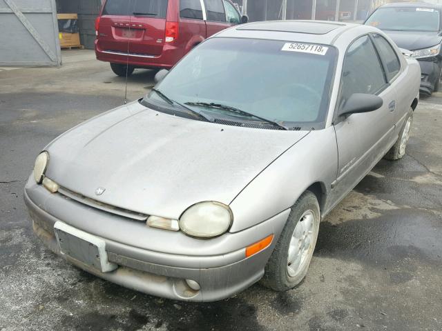 1B3ES42Y8WD704489 - 1998 DODGE NEON HIGHL SILVER photo 2