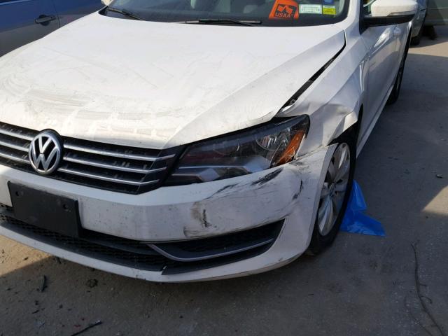 1VWAP7A38DC133656 - 2013 VOLKSWAGEN PASSAT S WHITE photo 9