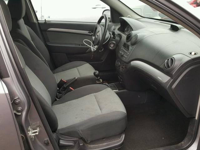 KL1TD6DE1BB185426 - 2011 CHEVROLET AVEO LS GRAY photo 5