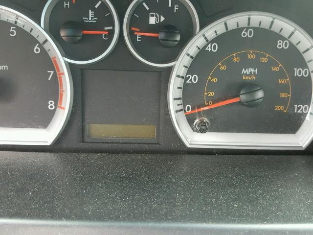 KL1TD6DE1BB185426 - 2011 CHEVROLET AVEO LS GRAY photo 8