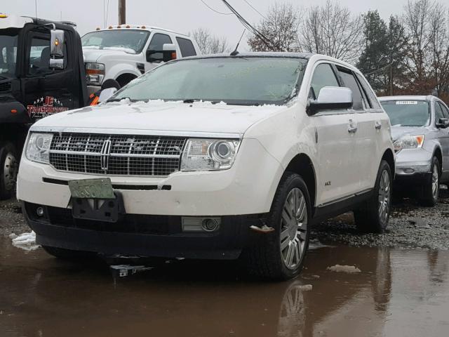 2LMDU88C29BJ08571 - 2009 LINCOLN MKX WHITE photo 2