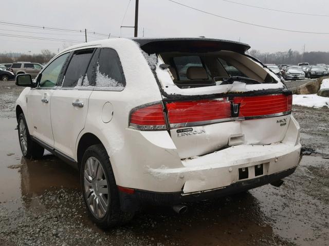 2LMDU88C29BJ08571 - 2009 LINCOLN MKX WHITE photo 3