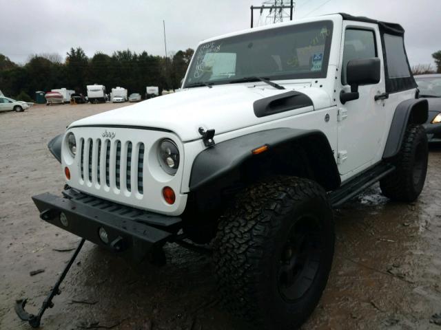 1C4AJWAGXDL564274 - 2013 JEEP WRANGLER S WHITE photo 2