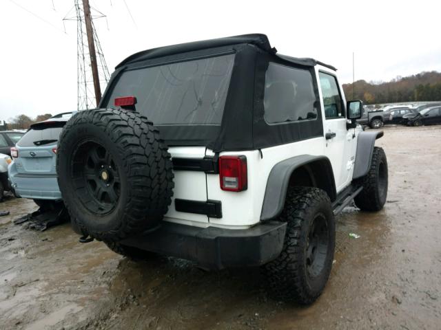 1C4AJWAGXDL564274 - 2013 JEEP WRANGLER S WHITE photo 4