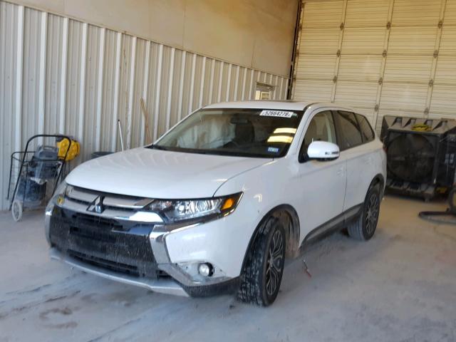 JA4AD3A37HZ033680 - 2017 MITSUBISHI OUTLANDER WHITE photo 2