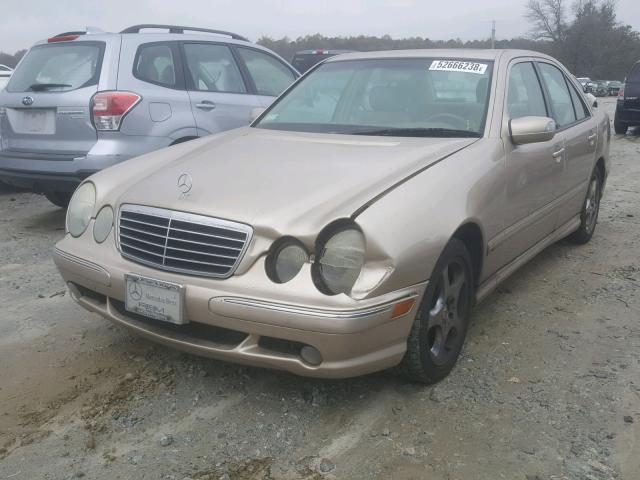 WDBJF65J41B265175 - 2001 MERCEDES-BENZ E 320 GOLD photo 2