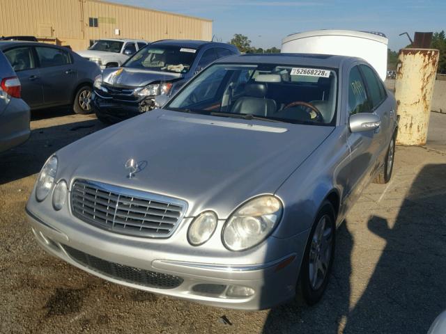 WDBUF56J56A810738 - 2006 MERCEDES-BENZ E 350 SILVER photo 2