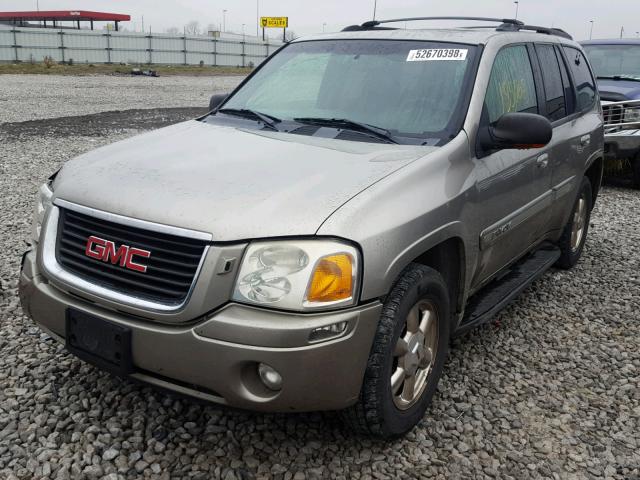 1GKDT13S922460216 - 2002 GMC ENVOY GOLD photo 2