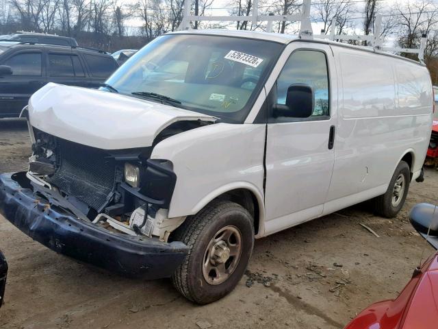 1GCFG15X581127057 - 2008 CHEVROLET EXPRESS G1 WHITE photo 2