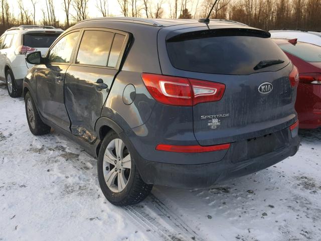 KNDPBCA29B7142853 - 2011 KIA SPORTAGE L BLUE photo 3