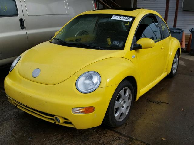 3VWCB21C52M459159 - 2002 VOLKSWAGEN NEW BEETLE 黄色 照片 2