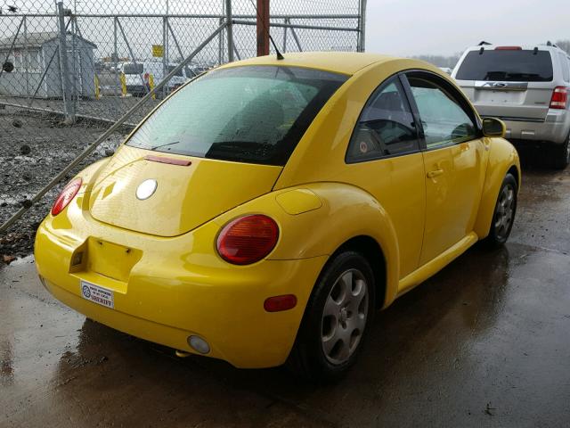 3VWCB21C52M459159 - 2002 VOLKSWAGEN NEW BEETLE 黄色 照片 4