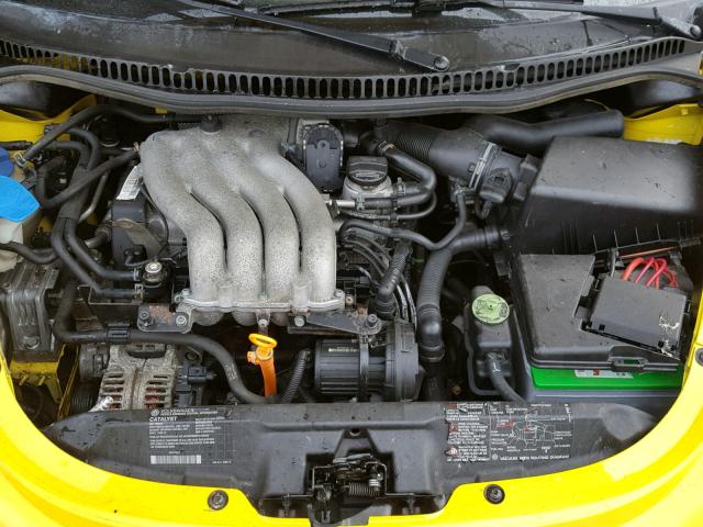 3VWCB21C52M459159 - 2002 VOLKSWAGEN NEW BEETLE 黄色 照片 7