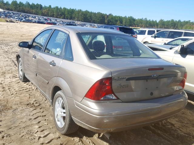 1FAFP34323W203040 - 2003 FORD FOCUS SE C BEIGE photo 3