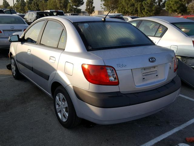 KNADE123166137693 - 2006 KIA RIO SILVER photo 3