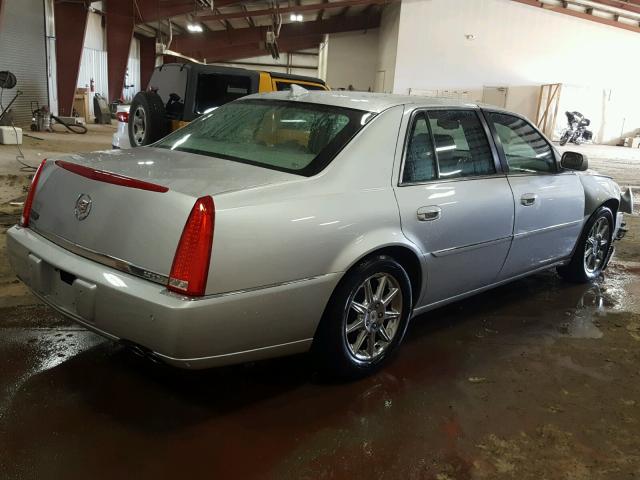 1G6KD5EYXAU129370 - 2010 CADILLAC DTS LUXURY SILVER photo 4