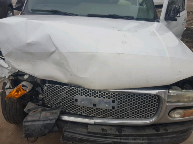 1GKEK63U73J334935 - 2003 GMC YUKON DENA WHITE photo 7