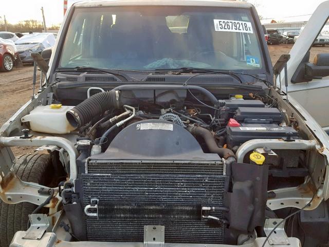 1J8HG48K78C128623 - 2008 JEEP COMMANDER GRAY photo 7