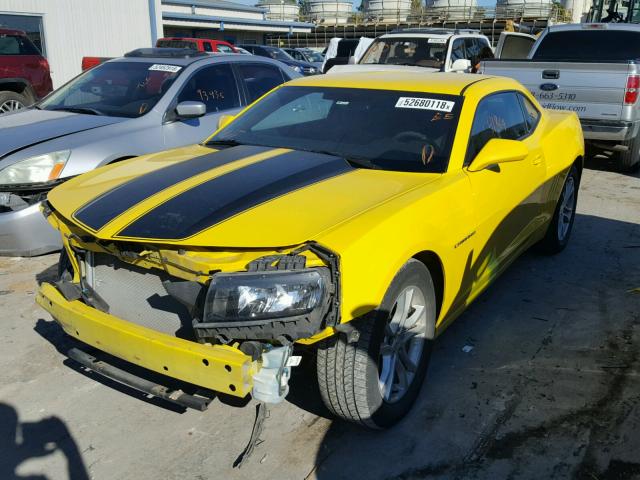 2G1FA1E39E9170511 - 2014 CHEVROLET CAMARO LS YELLOW photo 2