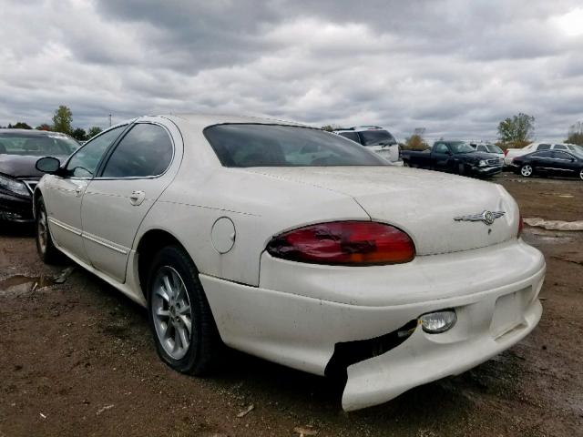 2C3HC56G0YH367391 - 2000 CHRYSLER LHS WHITE photo 3