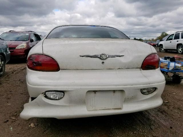 2C3HC56G0YH367391 - 2000 CHRYSLER LHS WHITE photo 9