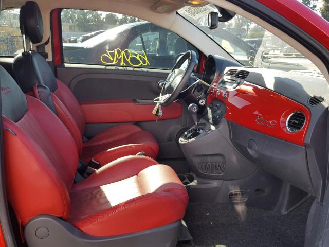 3C3CFFER7CT352431 - 2012 FIAT 500 LOUNGE RED photo 5