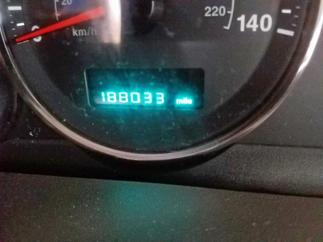 1J8HG48K46C235383 - 2006 JEEP COMMANDER მწვანე ფოტო 8