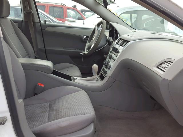 1G1ZG57B694197570 - 2009 CHEVROLET MALIBU LS 白色 照片 5