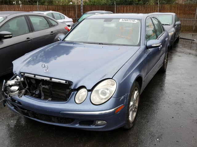 WDBUF56J86A829235 - 2006 MERCEDES-BENZ E 350 BLUE photo 2