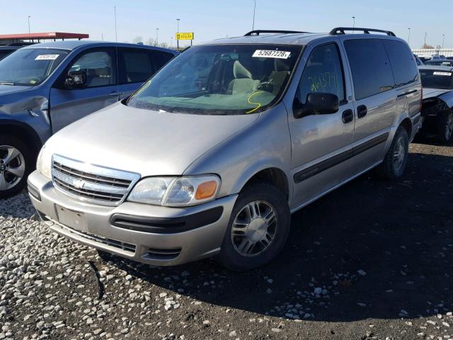 1GNDV23EX5D126282 - 2005 CHEVROLET VENTURE LS SILVER photo 2