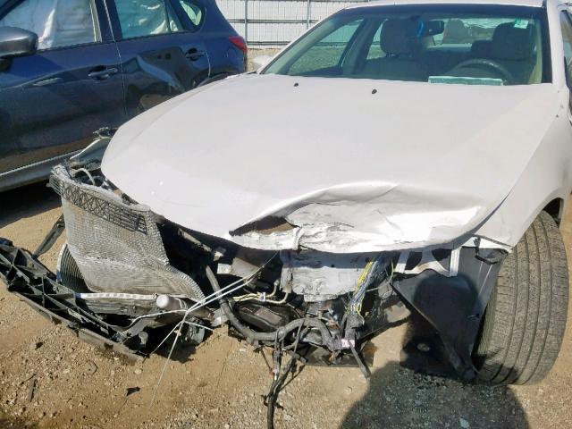 3FAHP0JA7CR411072 - 2012 FORD FUSION SEL WHITE photo 9