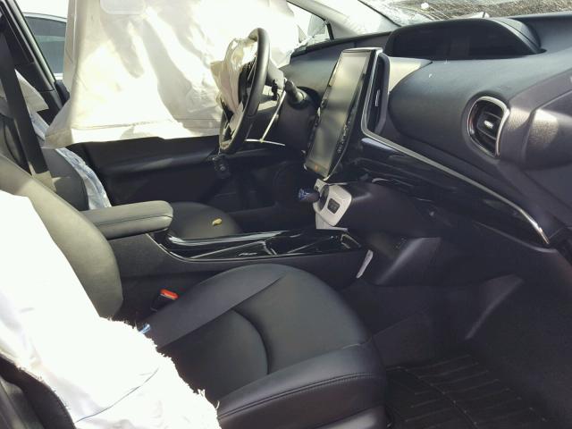 JTDKARFP0H3009676 - 2017 TOYOTA PRIUS PRIM 灰色 照片 5