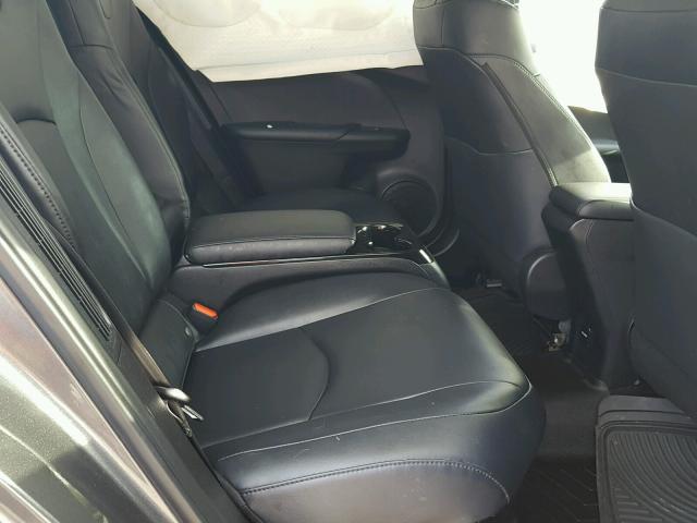 JTDKARFP0H3009676 - 2017 TOYOTA PRIUS PRIM 灰色 照片 6