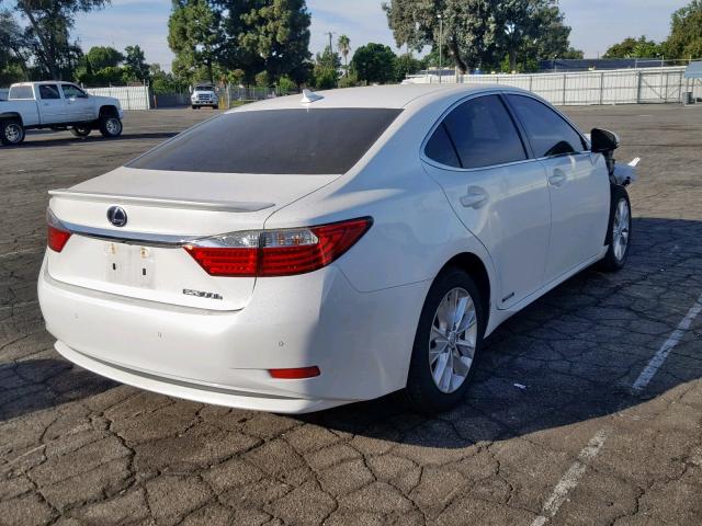 JTHBW1GG9E2048607 - 2014 LEXUS ES 300H WHITE photo 4