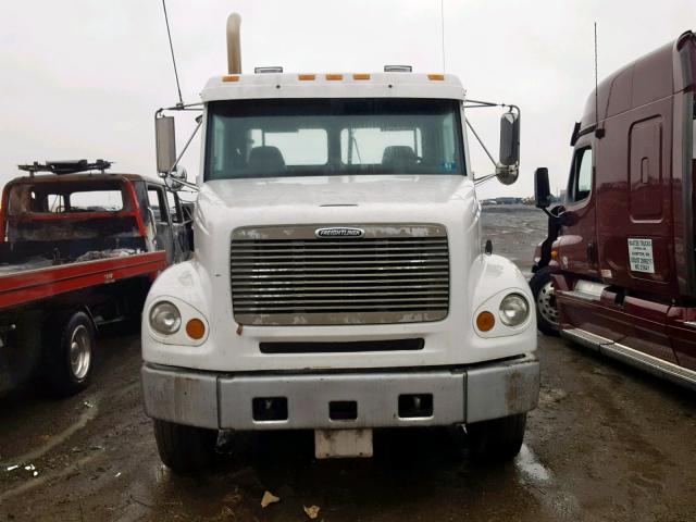 1FUYTWEB8YHB85849 - 2000 FREIGHTLINER MEDIUM CON WHITE photo 9