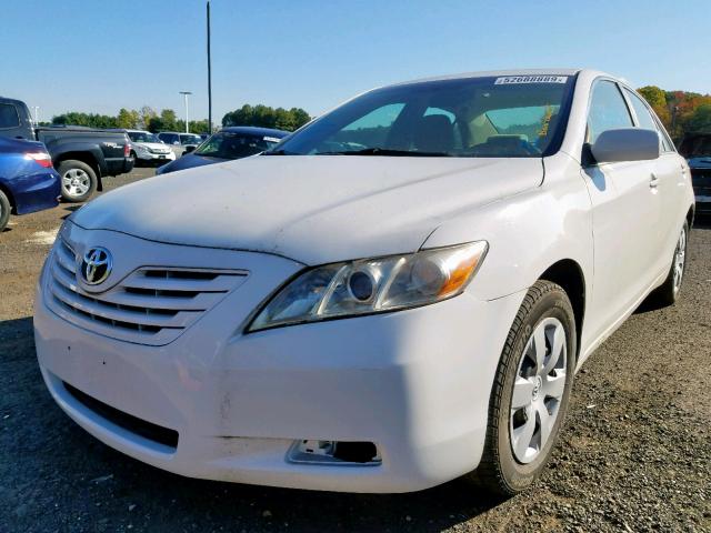 4T4BE46K19R076182 - 2009 TOYOTA CAMRY BASE WHITE photo 2