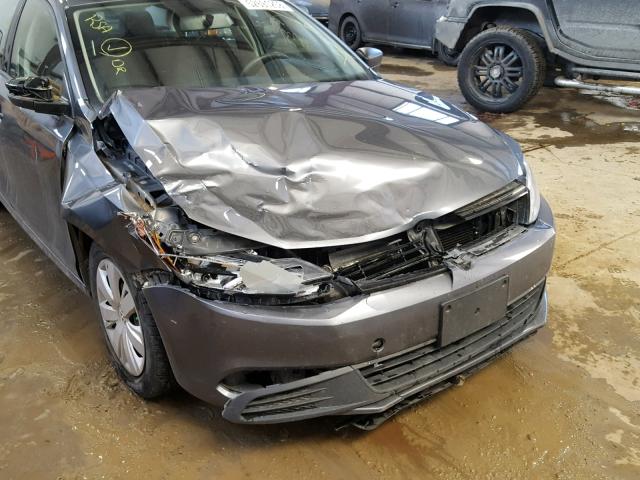 3VW2K7AJ7BM018463 - 2011 VOLKSWAGEN JETTA BASE GRAY photo 9