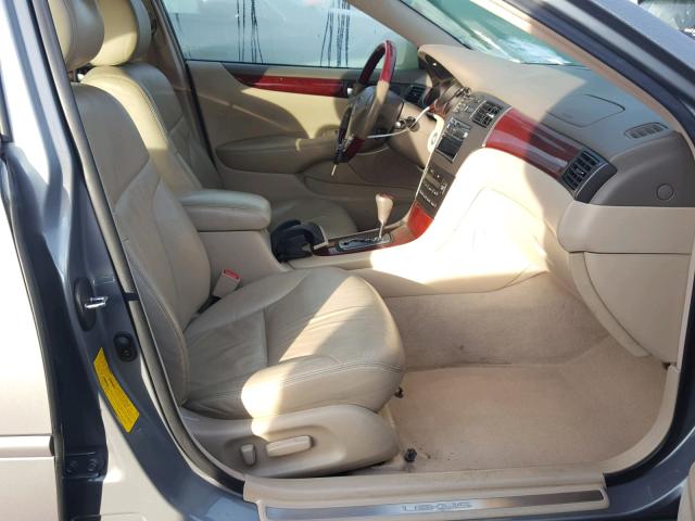 JTHBF30GX30103287 - 2003 LEXUS ES 300 GRAY photo 5