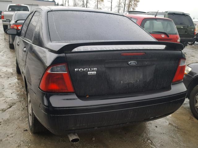 1FAHP34N97W364453 - 2007 FORD FOCUS ZX4 BLACK photo 3